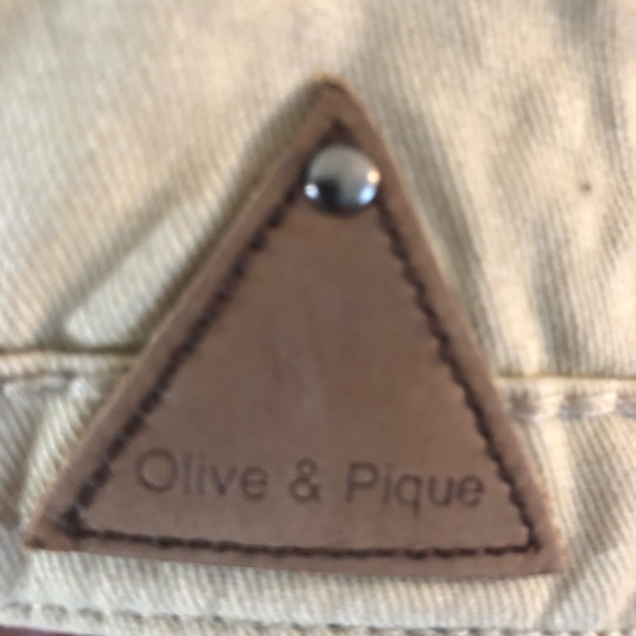 Designer cap. - Picture 3 of 5